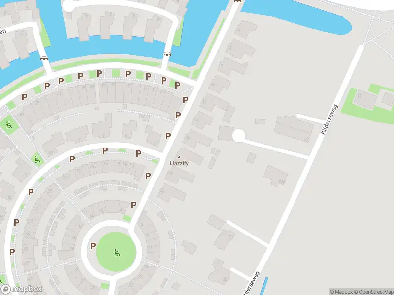 Brandweer met grote spoed naar de Willy Brandtplein in Doetinchem vanwege voertuigbrand