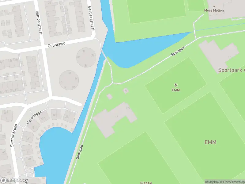 Besteld ambulance vervoer naar de Middenweg in Roelofarendsveen