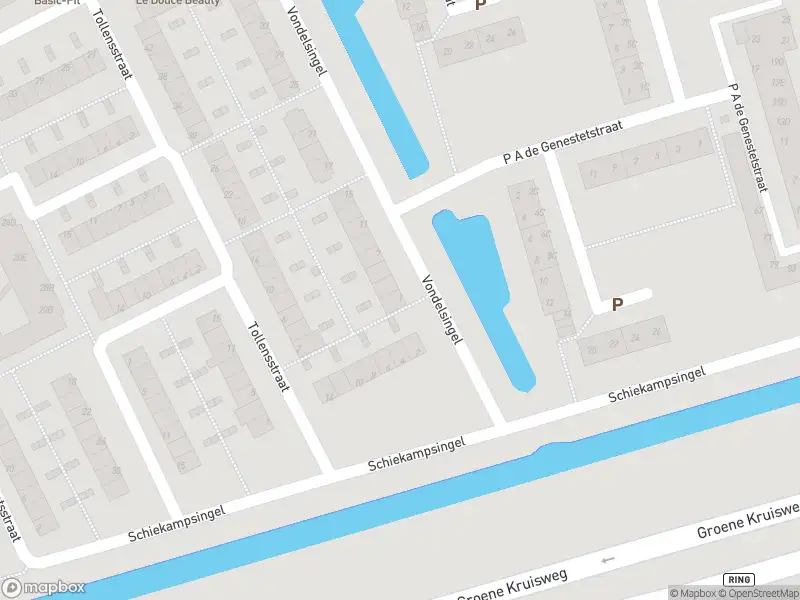 Ambulance met gepaste spoed naar de Vondelsingel in Spijkenisse