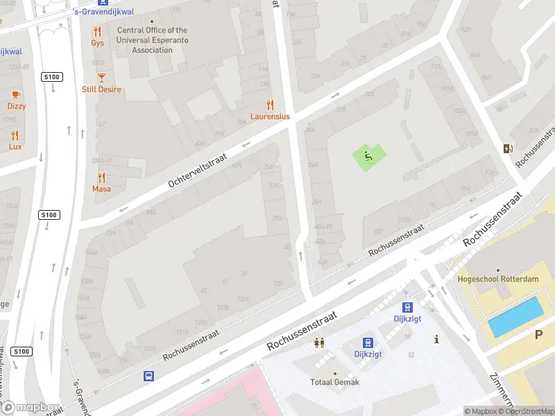 Ambulance met grote spoed naar de Saftlevenstraat in Rotterdam