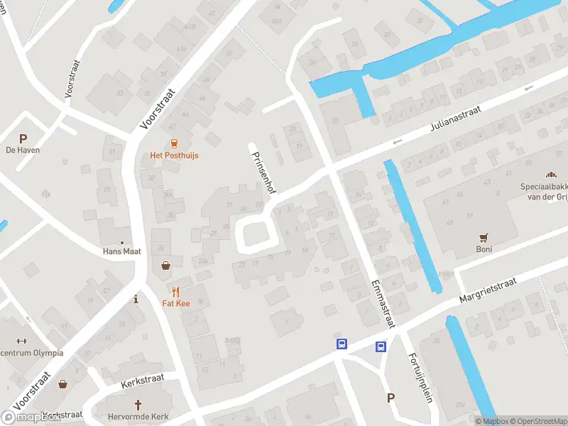 Ambulance met grote spoed naar de Prinsenhof in Groot-Ammers