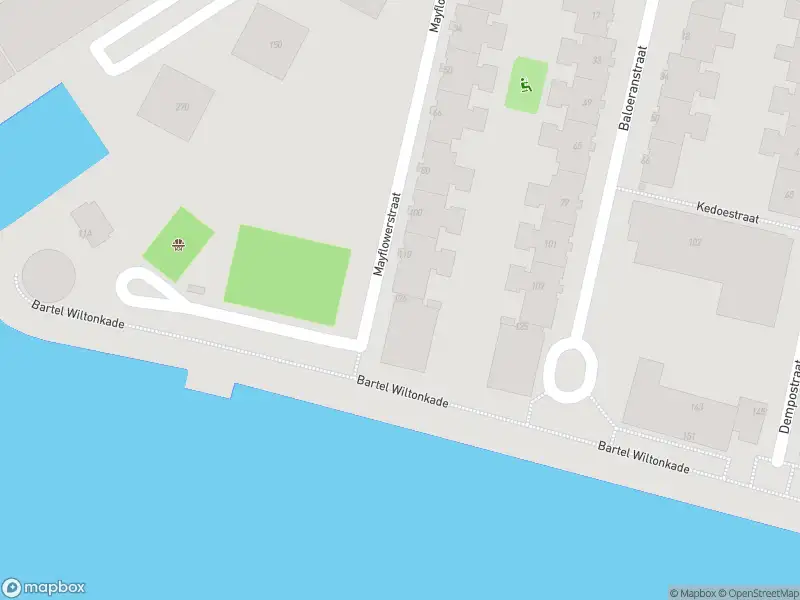 Ambulance met gepaste spoed naar de Mayflowerstraat in Rotterdam