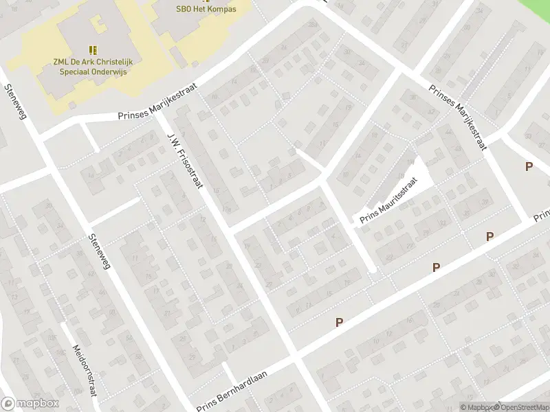 Ambulance met gepaste spoed naar de Oranje Nassaustraat in Middelharnis