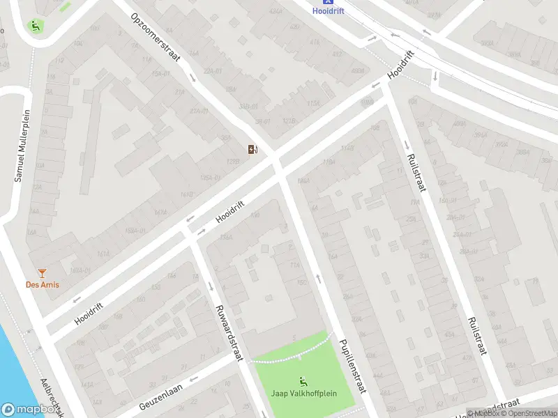 Ambulance met gepaste spoed naar de Pupillenstraat in Rotterdam