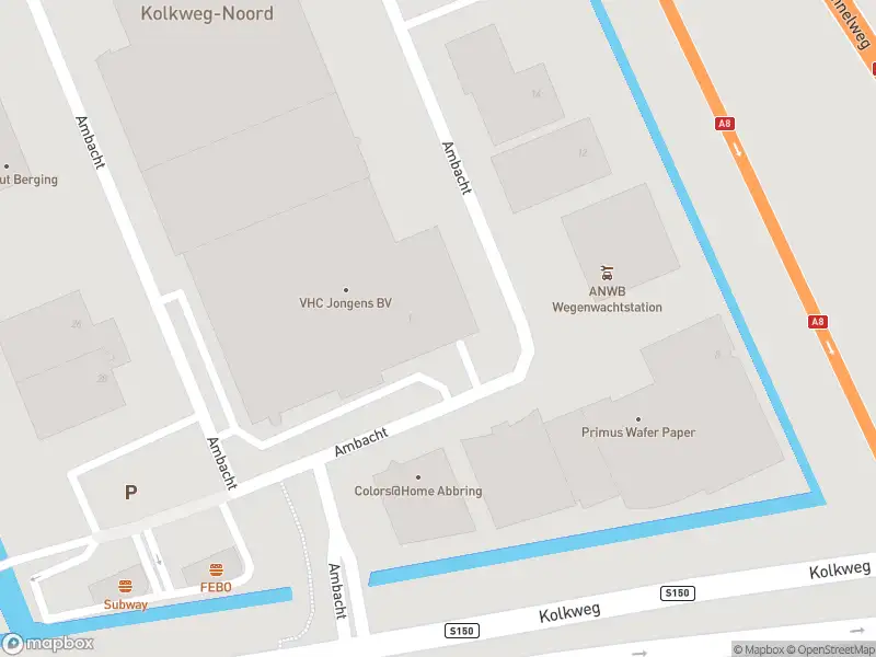 Ambulance met grote spoed naar de Ambacht in Oostzaan