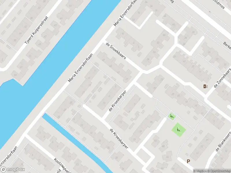 Ambulance met gepaste spoed naar de De Kroeskarper in Bergschenhoek