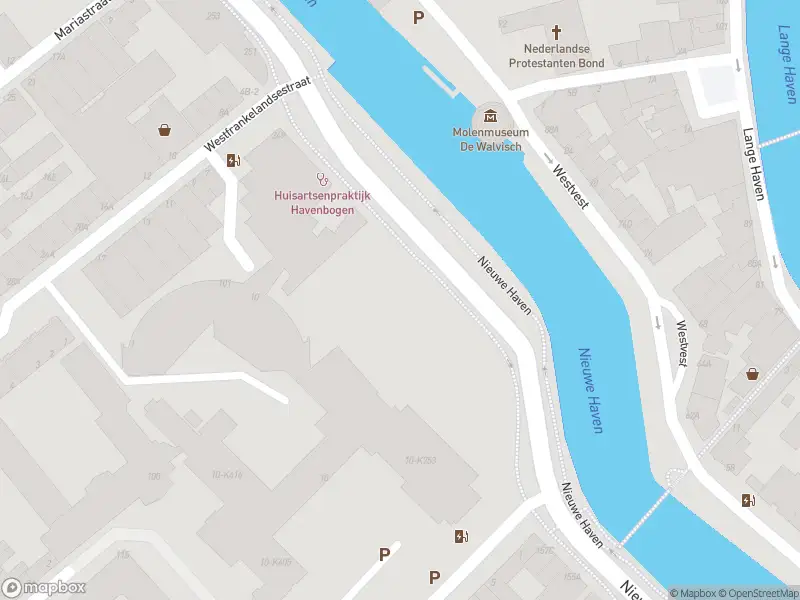 Ambulance met grote spoed naar de Nieuwe Haven in Schiedam