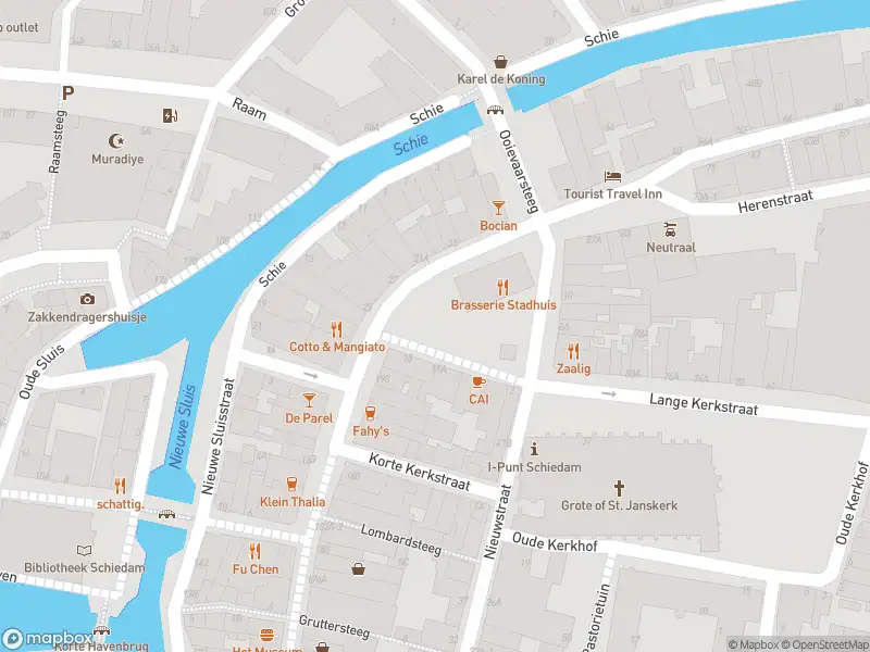 Ambulance met grote spoed naar de Grote Markt in Schiedam