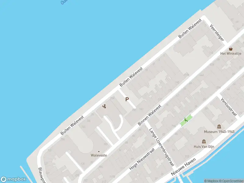 Brandweer met gepaste spoed naar de Buiten Walevest in Dordrecht