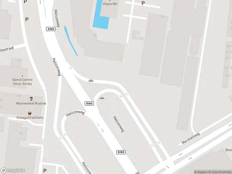 Politie met grote spoed naar de Snekertrekweg in Leeuwarden vanwege ongeval met letsel