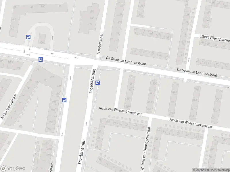 Ambulance met gepaste spoed naar de Teixeira de Mattosstraat in Amsterdam