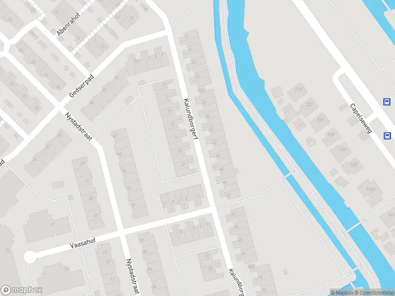 Brandweer met grote spoed naar de Kalundborgerf in Rotterdam vanwege afhijsen patient