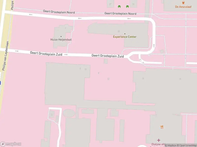 Brandweer met gepaste spoed naar de Wenckebachhof in Nijmegen