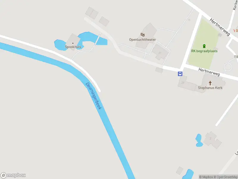 Brandweer met gepaste spoed naar de Hertmerweg in Hertme vanwege stormschade