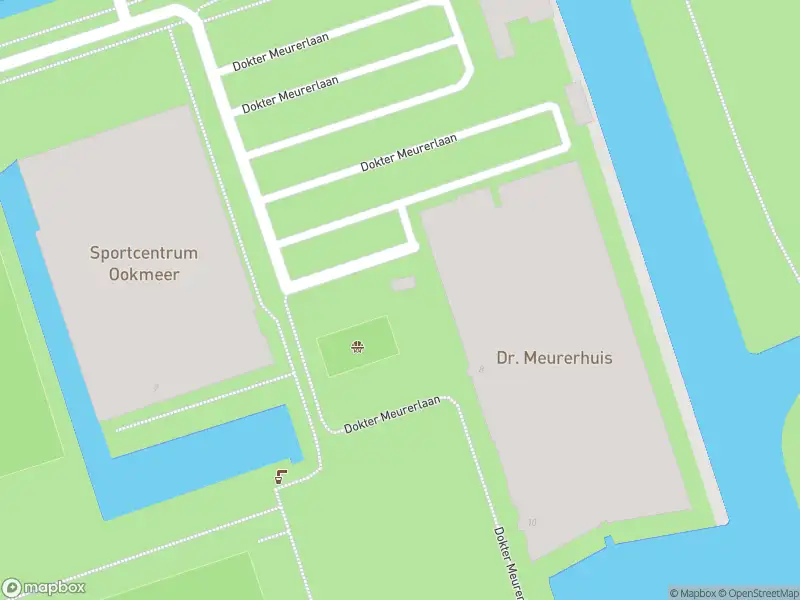 Brandweer met gepaste spoed naar de Dokter Meurerlaan in Amsterdam