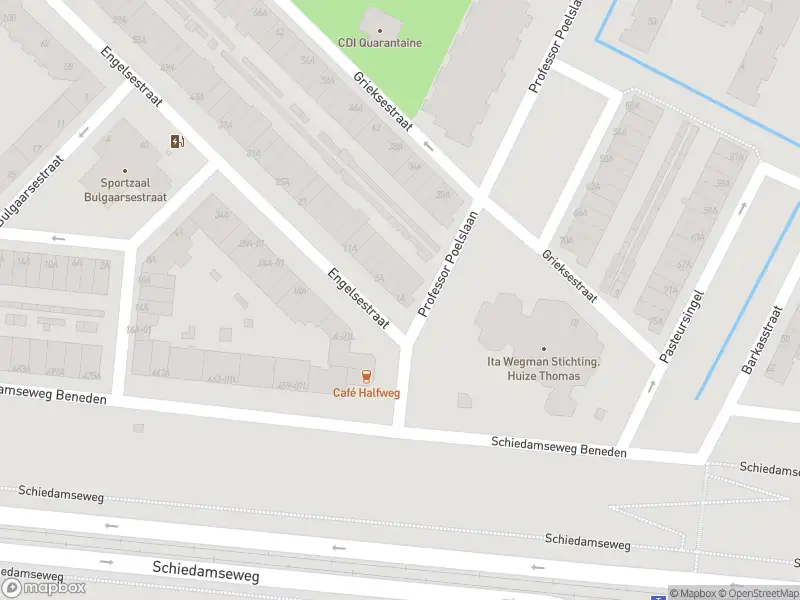 Ambulance met grote spoed naar de Engelsestraat in Rotterdam