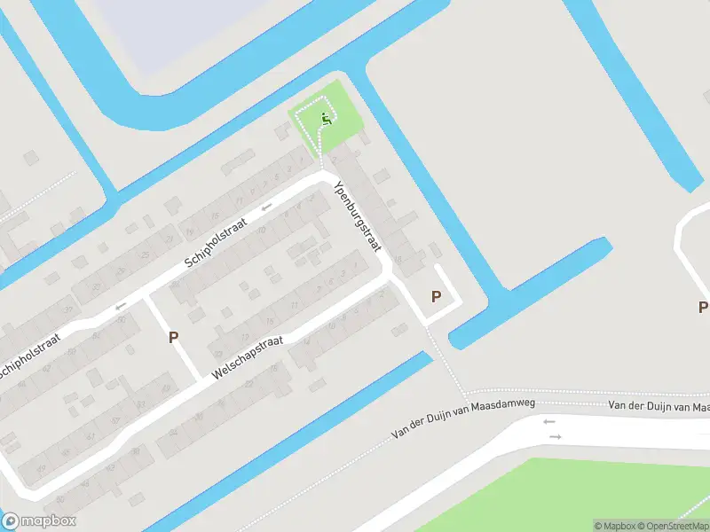 Ambulance met grote spoed naar de Welschapstraat in Rotterdam