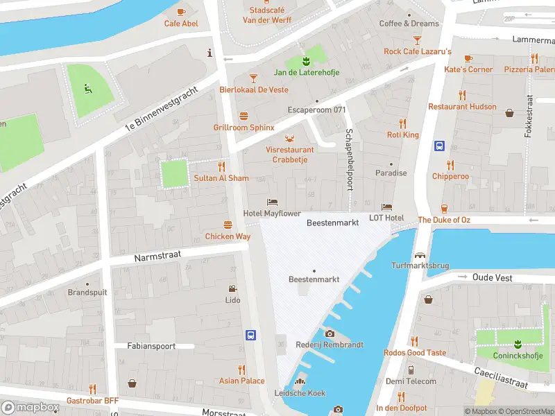 Brandweer met gepaste spoed naar de Beestenmarkt in Leiden vanwege stankoverlast