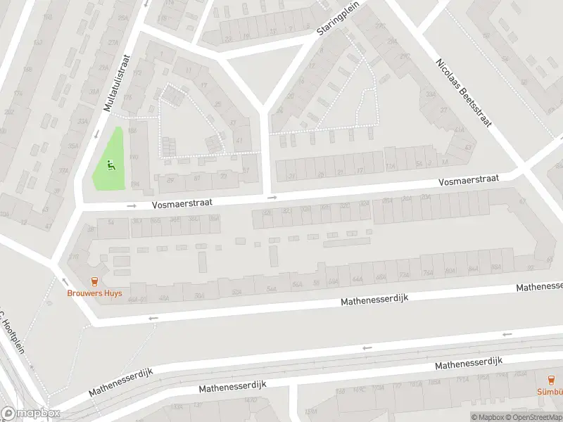 Ambulance met grote spoed naar de Vosmaerstraat in Rotterdam