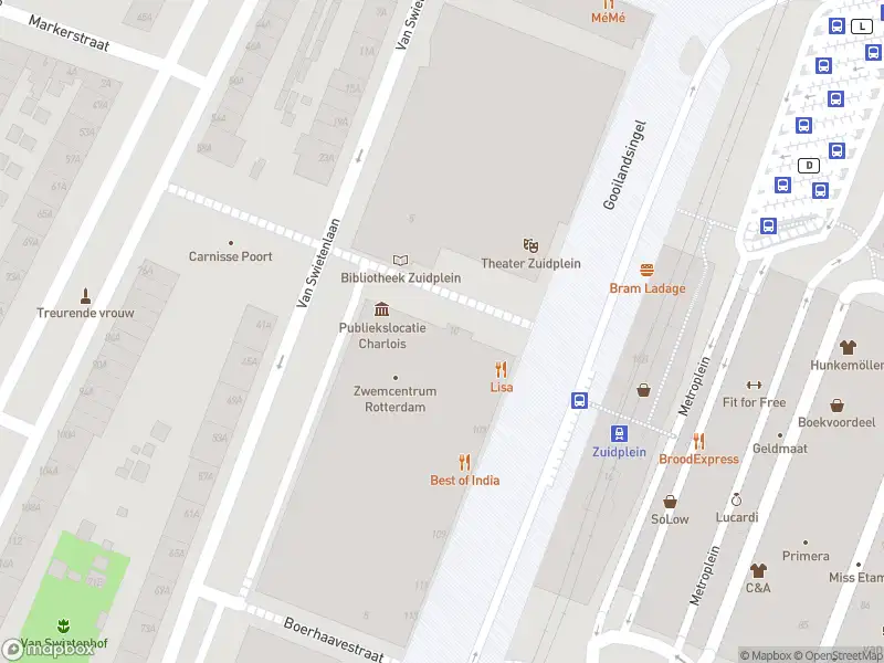 Ambulance met gepaste spoed naar de Annie M. G. Schmidtplein in Rotterdam
