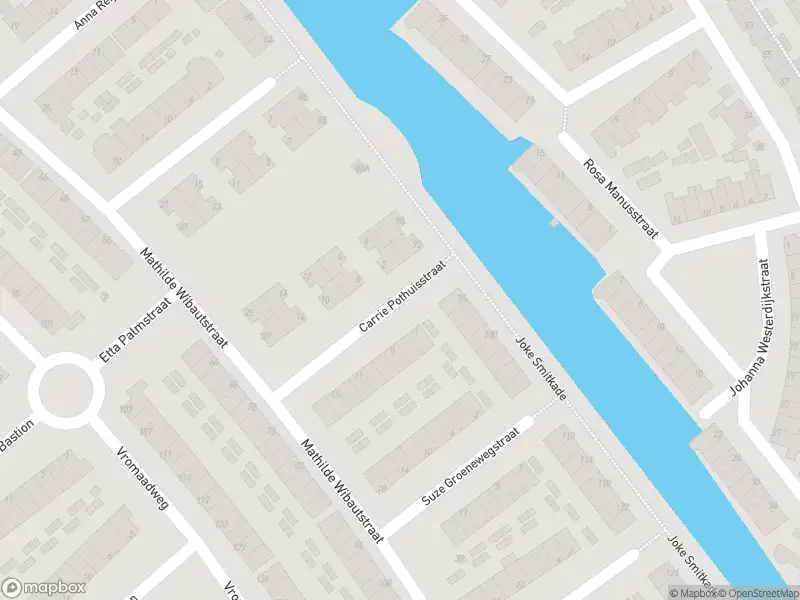 Ambulance met grote spoed naar de Carrie Pothuisstraat in Velserbroek