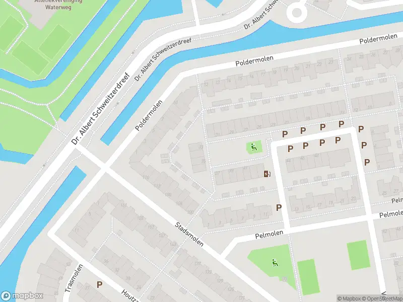 Ambulance met gepaste spoed naar de Kopermolen in Maassluis