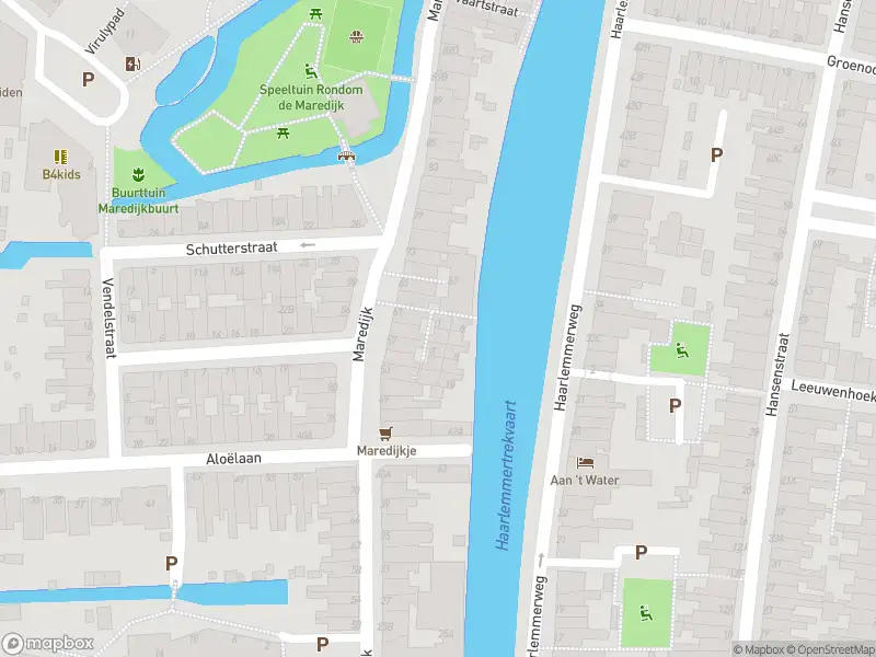 Ambulance met grote spoed naar de Maredijkhofje in Leiden