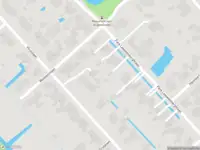 Ambulance met grote spoed naar de Lindelaan in Leidschendam