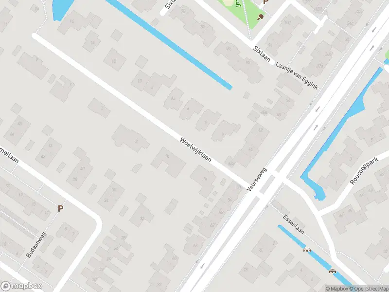 Ambulance met grote spoed naar de Woelwijklaan in Voorschoten