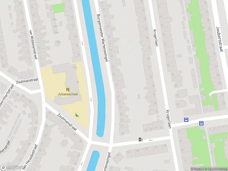 Ambulance met gepaste spoed naar de Dunantsingel in Gouda