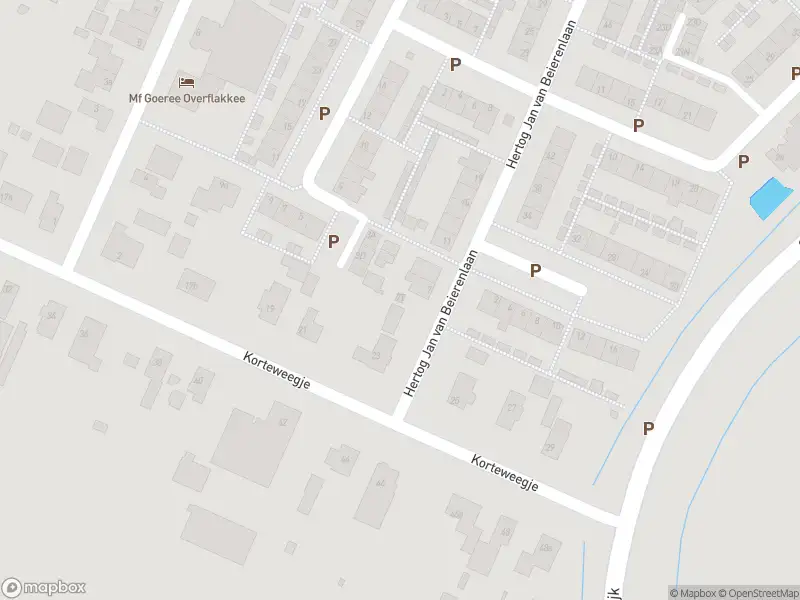 Ambulance met grote spoed naar de Hertog Jan van Beierenlaan in Nieuwe-Tonge