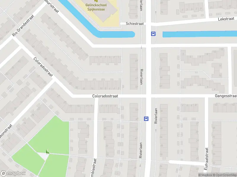 Ambulance met grote spoed naar de Coloradostraat in Spijkenisse