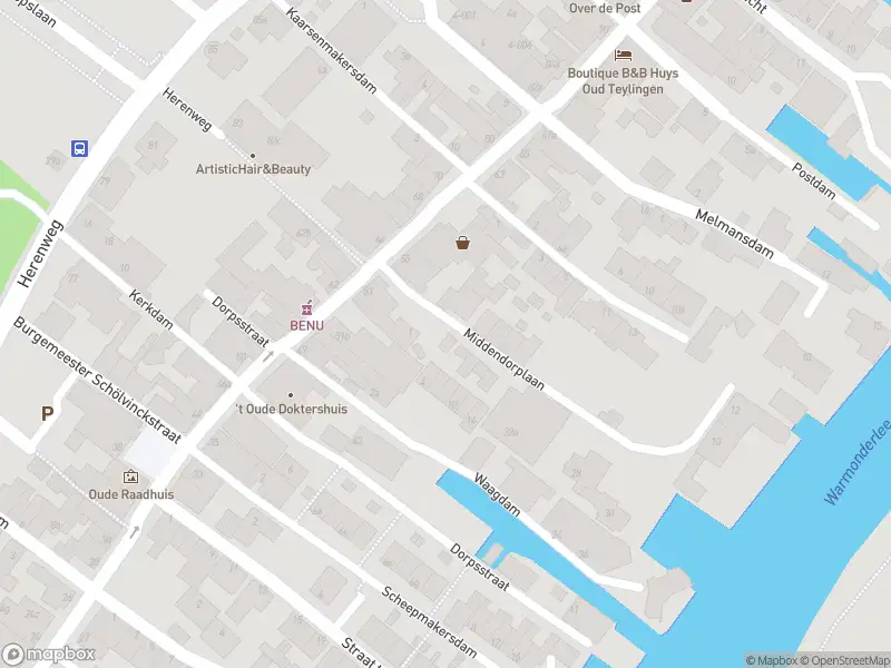 Ambulance naar de Middendorplaan in Warmond