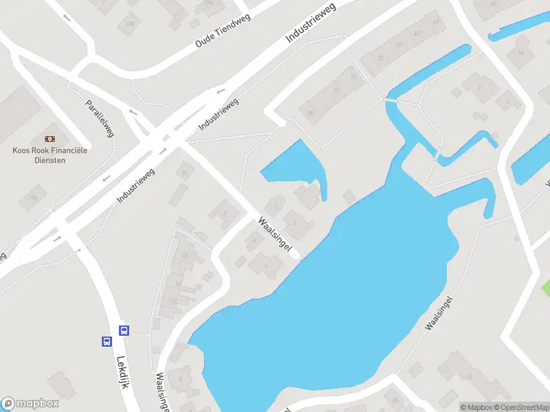 Ambulance met gepaste spoed naar de Waalsingel in Krimpen aan den IJssel