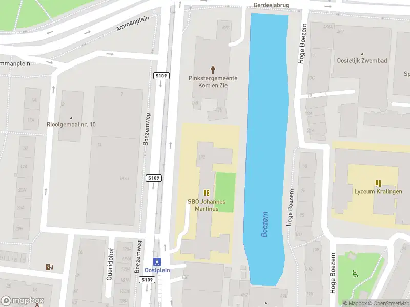 112 melding Ambulance met gepaste spoed naar de Boezemweg in Rotterdam