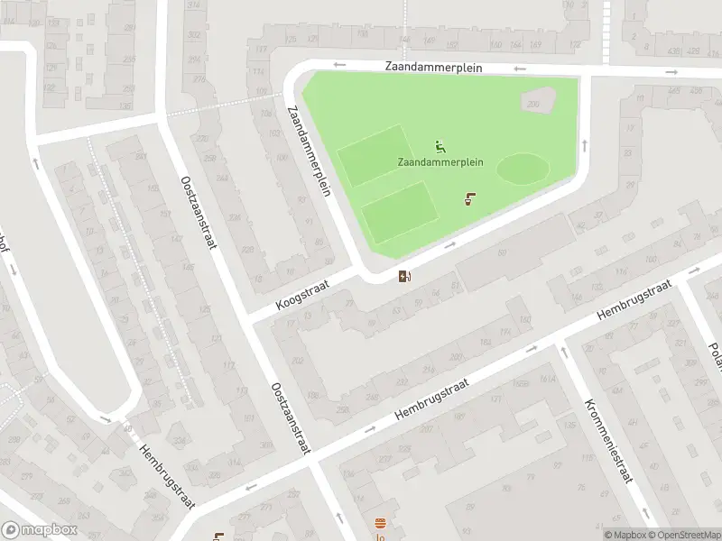 Ambulance met grote spoed naar de Zaandammerplein in Amsterdam