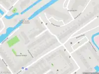 Ambulance met grote spoed naar de Aaraustraat in Delft