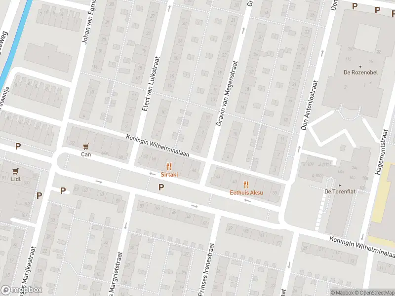 Ambulance met grote spoed naar de Gravin van Megenstraat in Gorinchem