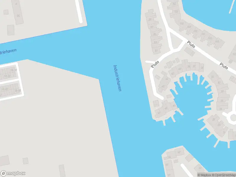 Brandweer met grote spoed naar de Koningdwarsstraat in Den Helder vanwege afgaan rookmelder