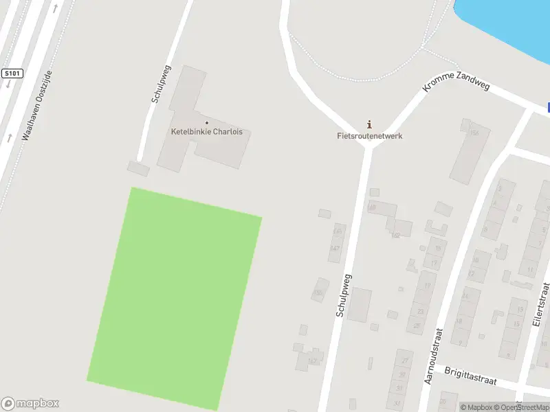 Traumahelikopter met grote spoed naar de Schulpweg in Rotterdam