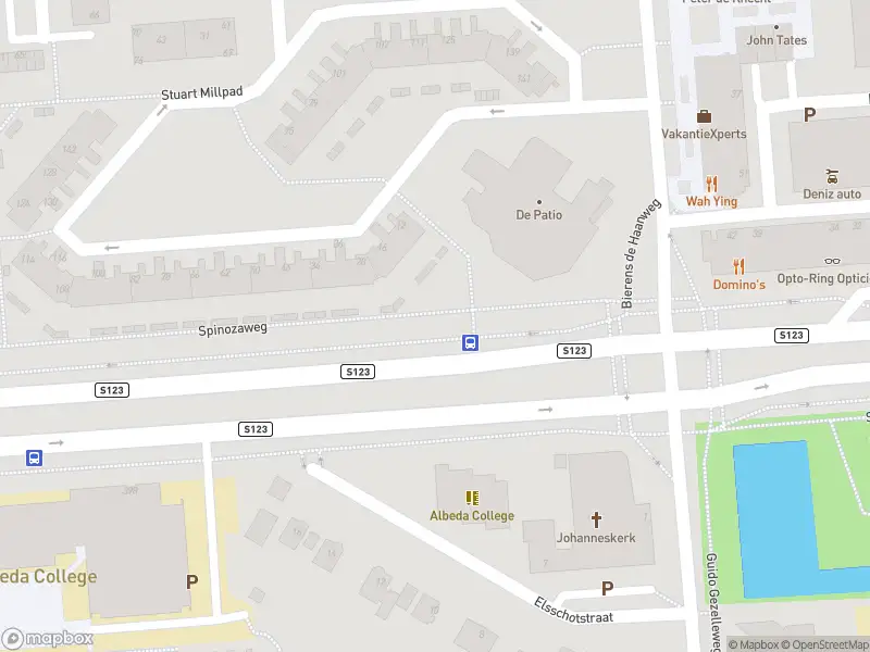 112 melding Ambulance met grote spoed naar de Spinozaweg in Rotterdam