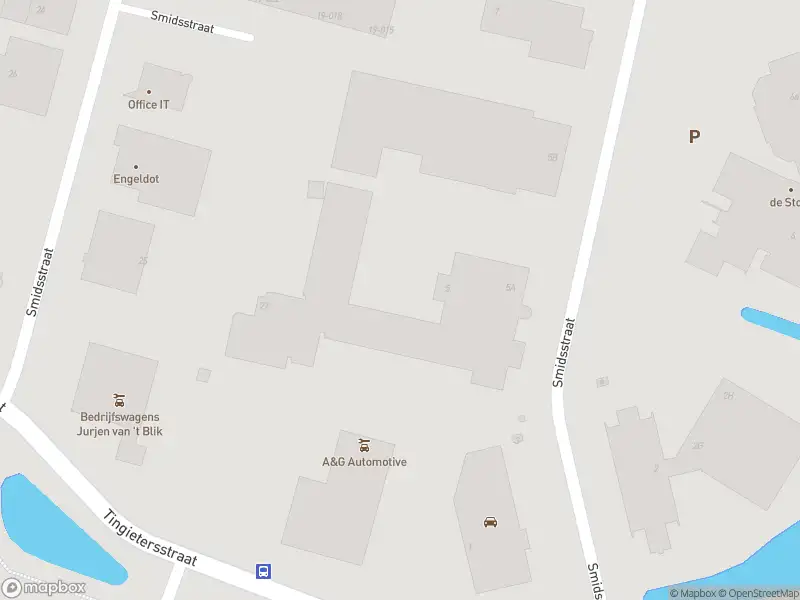 Politie met grote spoed naar de Smidsstraat in Sneek vanwege ongeval met letsel