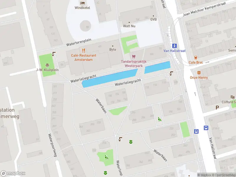 Ambulance met gepaste spoed naar de Waterspiegelplein in Amsterdam