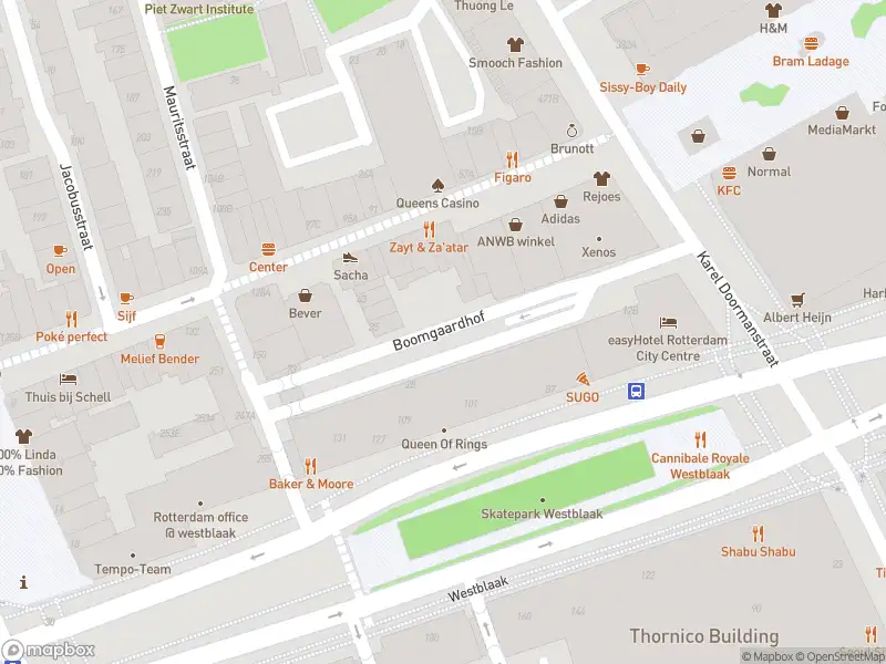 Brandweer met grote spoed naar de Boomgaardhof in Rotterdam