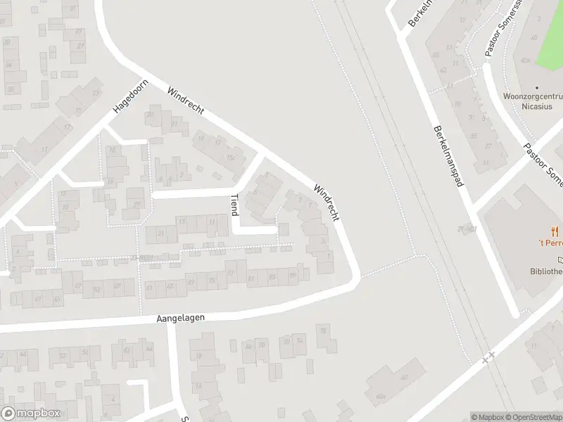 112 melding Brandweer met gepaste spoed naar de Windrecht in Heeze vanwege afhijsen patient