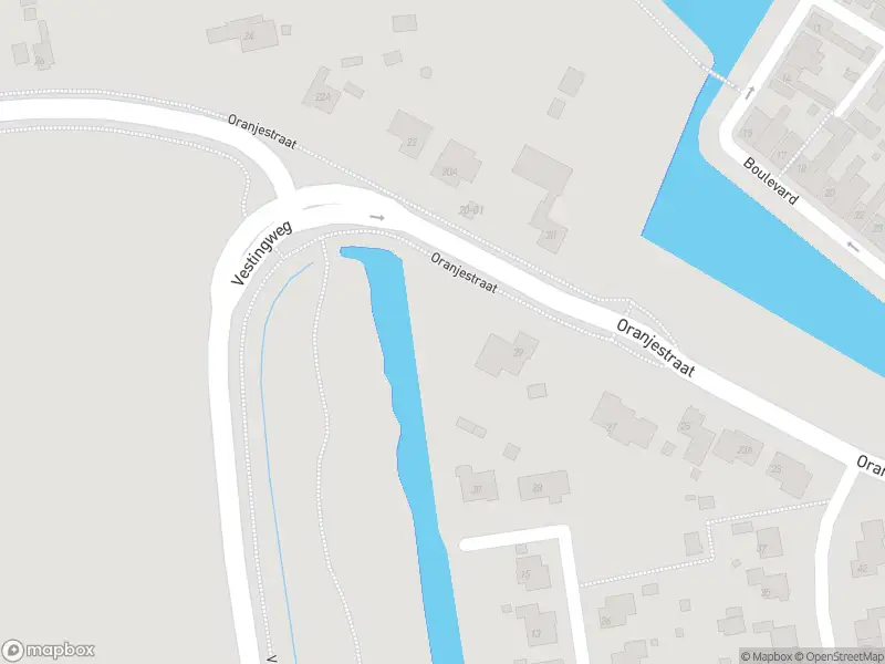 Brandweer met grote spoed naar de Oranjestraat in IJzendijke vanwege gebouwbrand