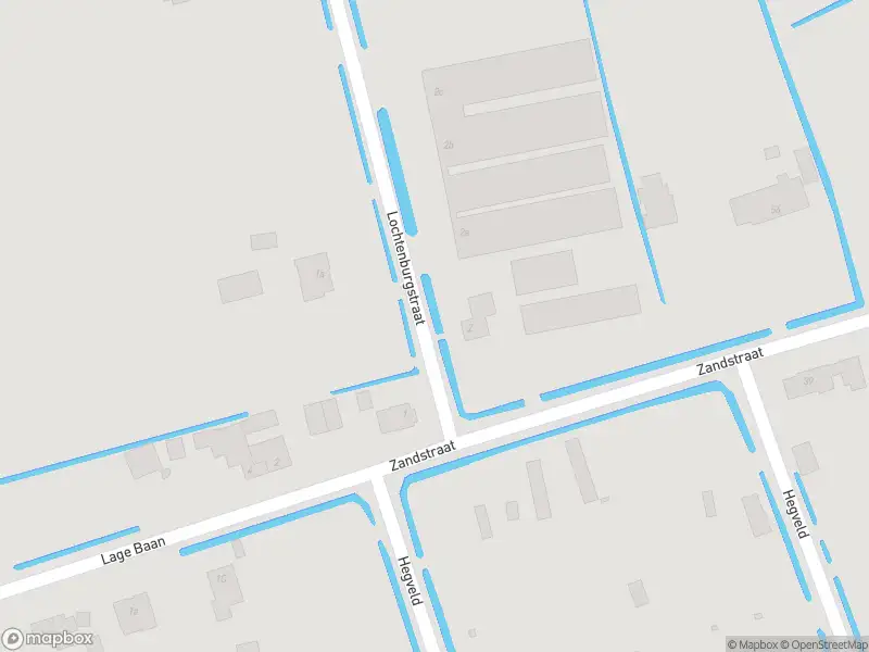Brandweer met gepaste spoed naar de Lochtenburgstraat in Schaijk vanwege een buitenbrand