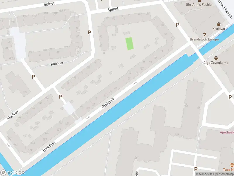 Brandweer met gepaste spoed naar de Blokfluit in Rotterdam vanwege afhijsen patient