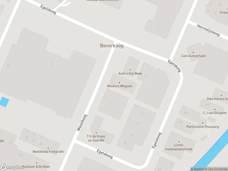 Ambulance met grote spoed naar de Berenkoog in Alkmaar