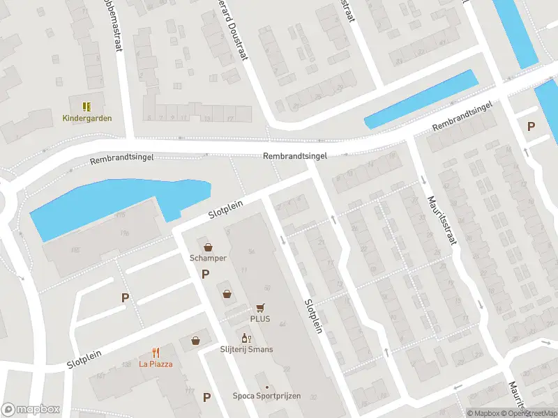 Ambulance met grote spoed naar de Rembrandtsingel in Capelle aan den IJssel